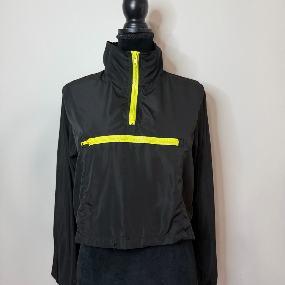 Love Tree Windbreaker Pullover Jacket | Black Neon Yellow | Size M